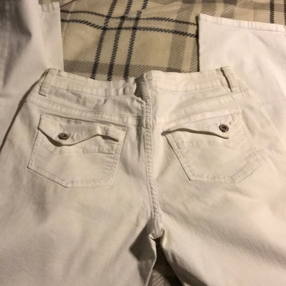 White jeans - Picture 4 of 6